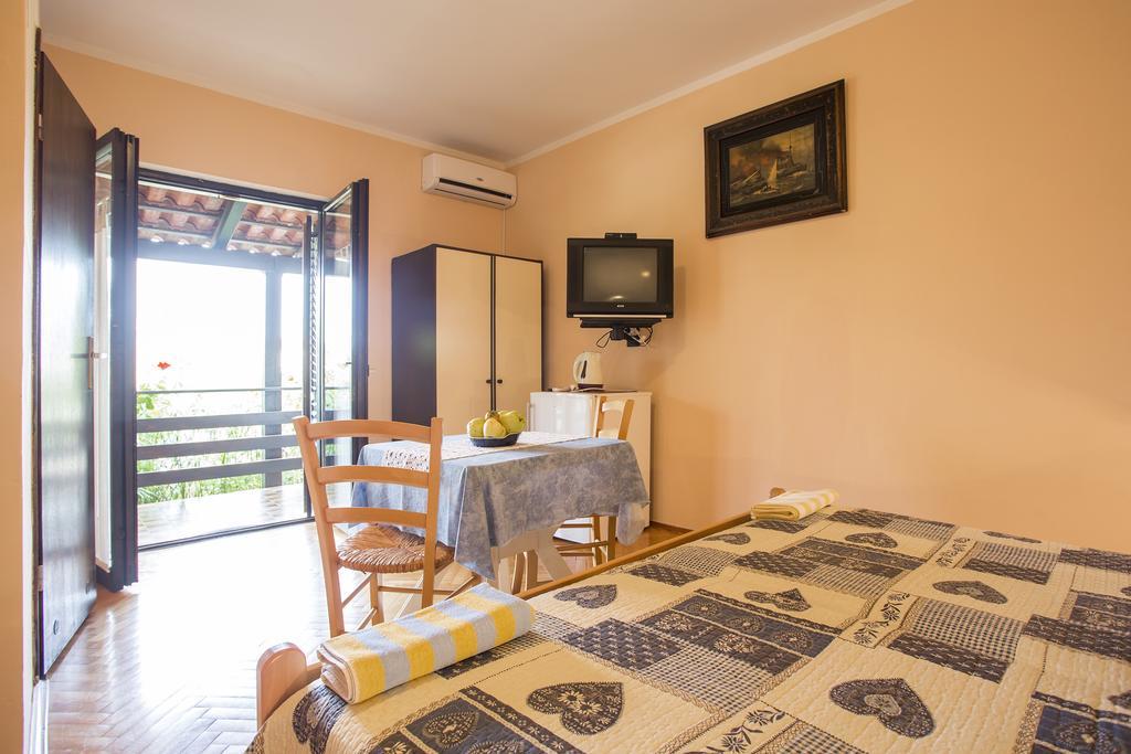 PUY Guest House Nada 392 מראה חיצוני תמונה