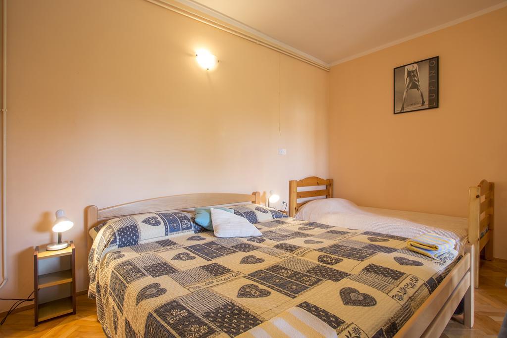 PUY Guest House Nada 392 מראה חיצוני תמונה